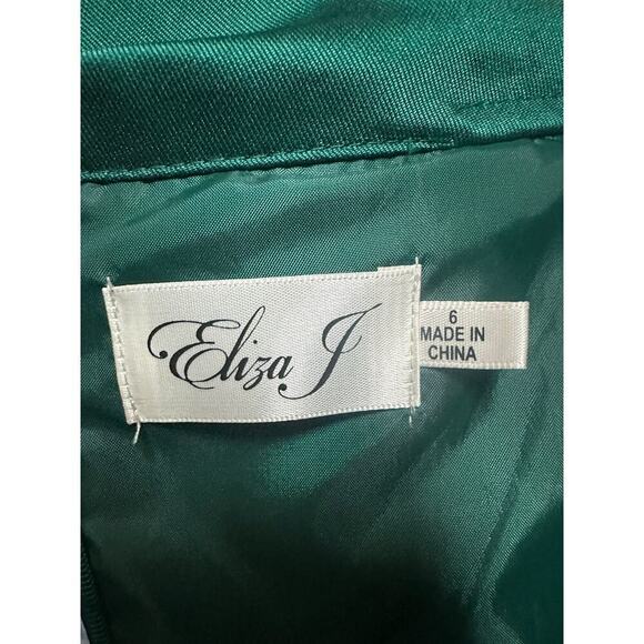 Eliza J Off-Shoulder Satin Gown - Emerald Green - Size 6. Embellished belt. - Picture 9 of 9